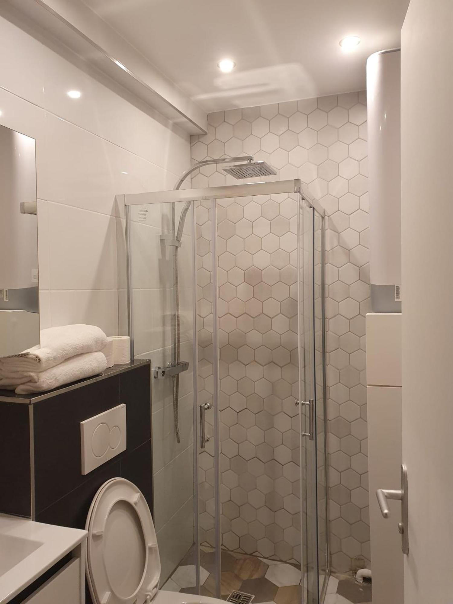 Beau Studio Moderne Proche De Cdg/Paris/Parc D'Expo Ольне-су-Буа Экстерьер фото
